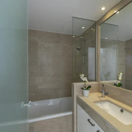Villa Your Beautiful Holiday Minutes From Fig Tree Bay, 1513 Protaras