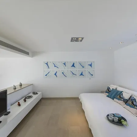 Your Beautiful Holiday Minutes From Fig Tree Bay, 1513 别墅